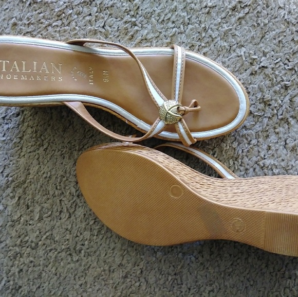 Strappy wedge sandals - Picture 3 of 8